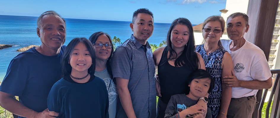: Jennie Ly and her family, including her parents and in-laws, in Hawaii